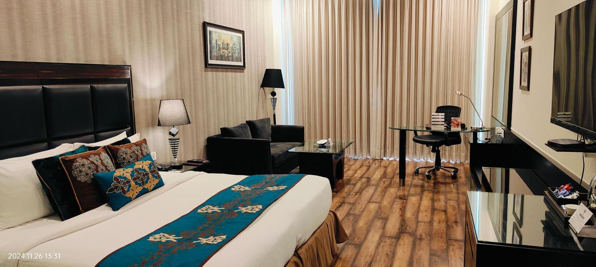 Marina- Shimla First Designer Boutique Hotel Kültér fotó