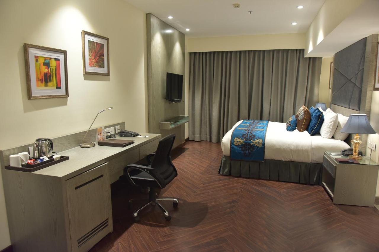 Marina- Shimla First Designer Boutique Hotel Kültér fotó